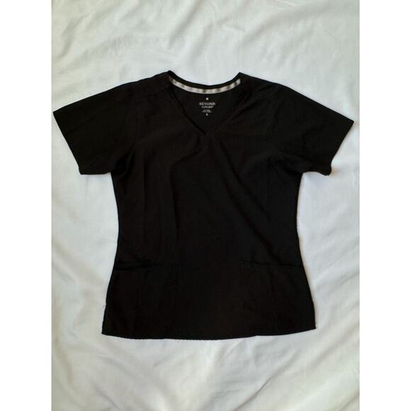 BLACK BEYOND SCRUBS SIZE SMALL SCUB TOP - Picture 1 of 4